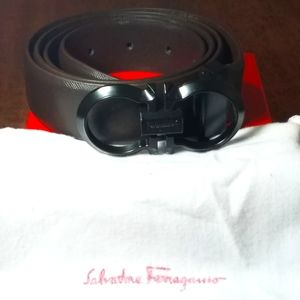 💥 StUNNInG💥 Ferragamo belt